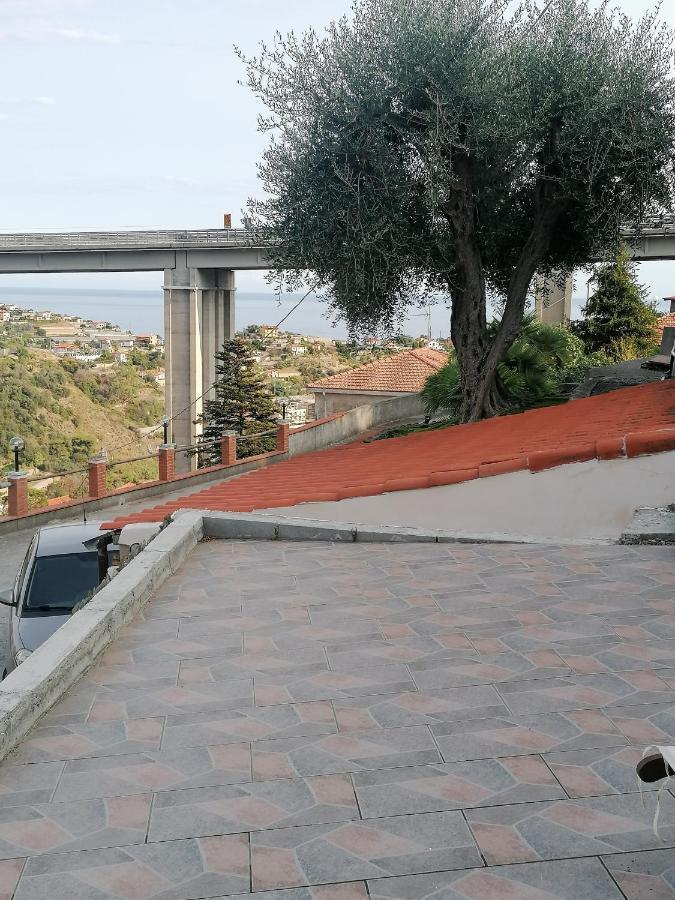 La Casa Di Trilly Ξενοδοχείο Σαν Ρέμο Εξωτερικό φωτογραφία
